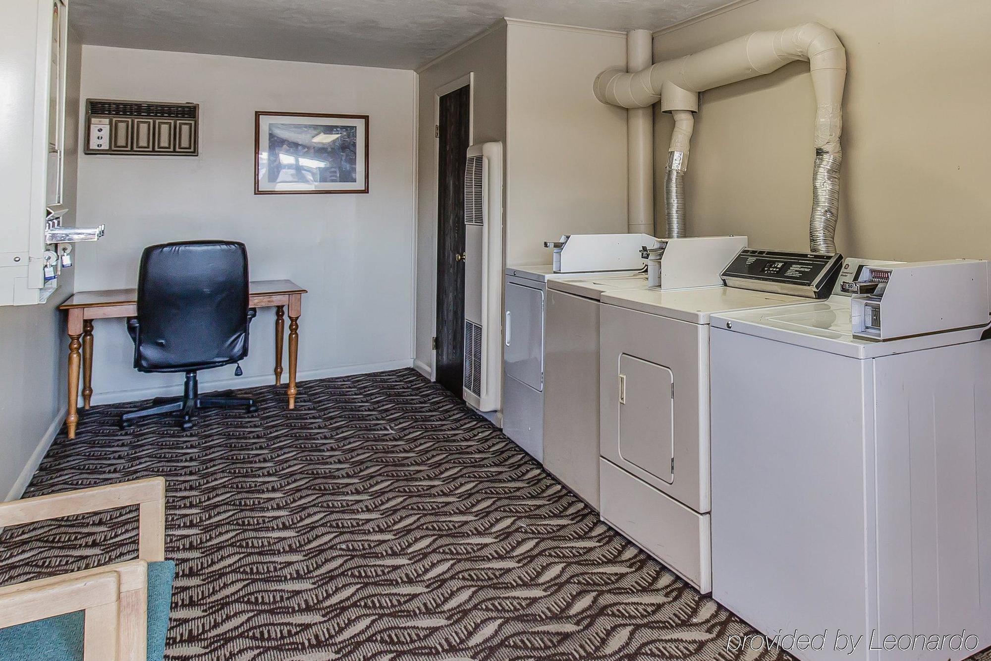 Econo Lodge Downtown Vernal Exterior foto